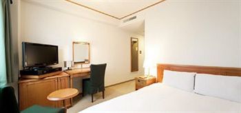 Plaza Premier Hotel 3*